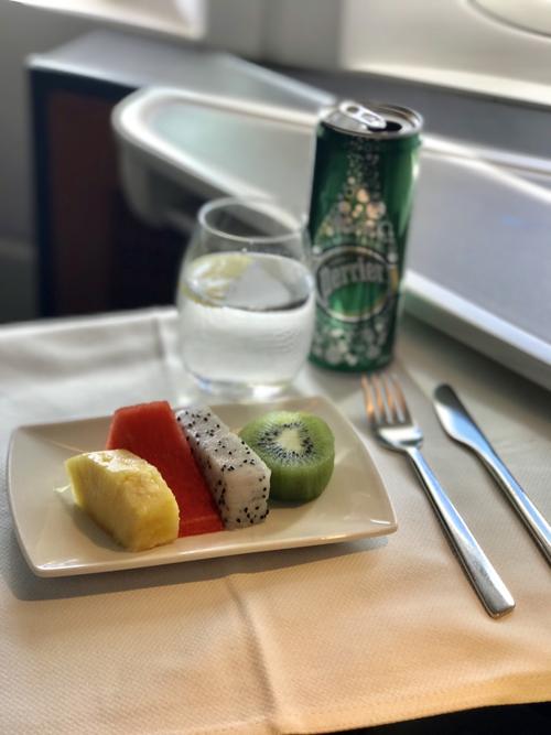 国泰航空发过期零食,国泰航空食物